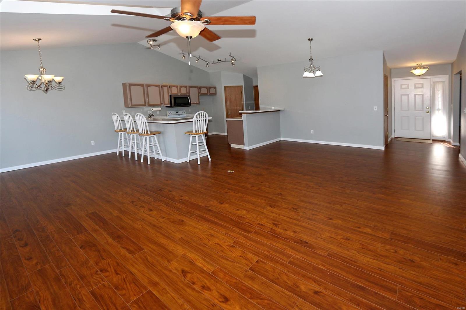 1848 Strawberry Ridge Drive Ballwin, MO 63021 - Photo 9 of 25 Gallery Image 9