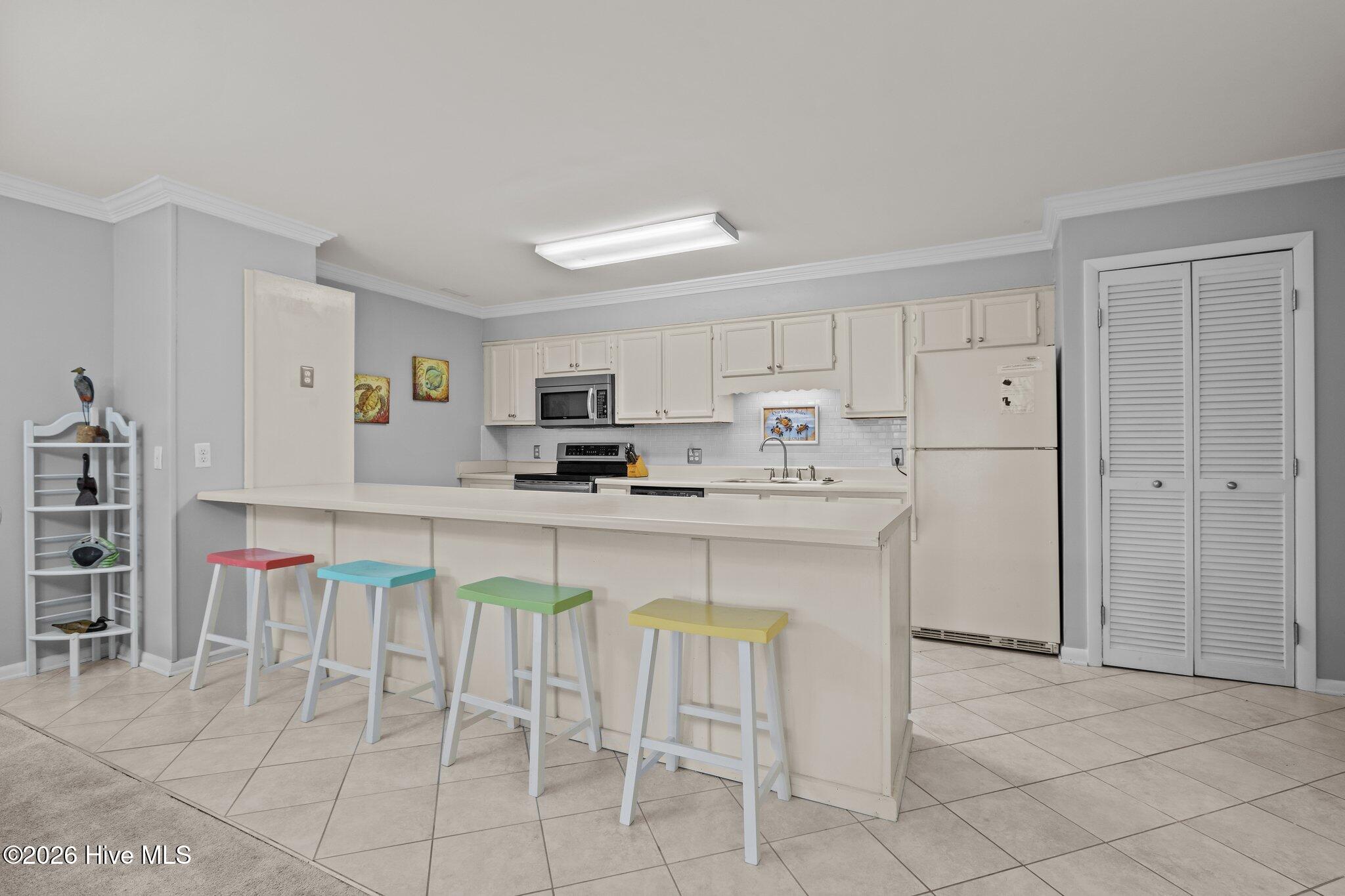 855 Salter Path Road, Unit 108 Indian Beach, NC 28512 - Photo 8 of 54 8-web-or-mls-1S3A5160