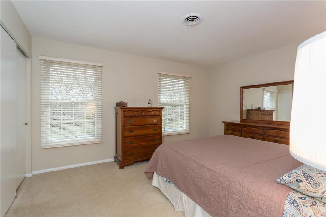 2319 Richborough Road Chesterfield, MO 63017 - Photo 25 of 52 Gallery Image 25
