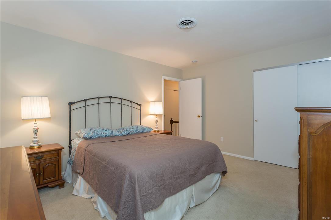 2319 Richborough Road Chesterfield, MO 63017 - Photo 26 of 52 Gallery Image 26