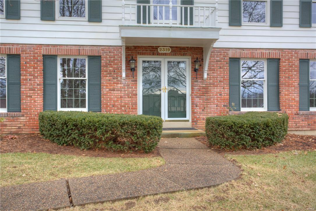 2319 Richborough Road Chesterfield, MO 63017 - Photo 4 of 52 Gallery Image 4
