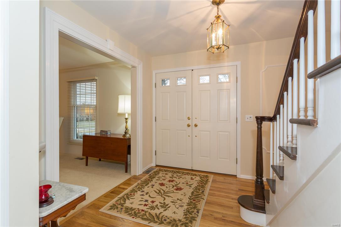 2319 Richborough Road Chesterfield, MO 63017 - Photo 7 of 52 Gallery Image 7