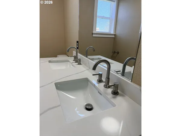 $324,999 | 1750 Northeast North Street, Hermiston, OR 97838