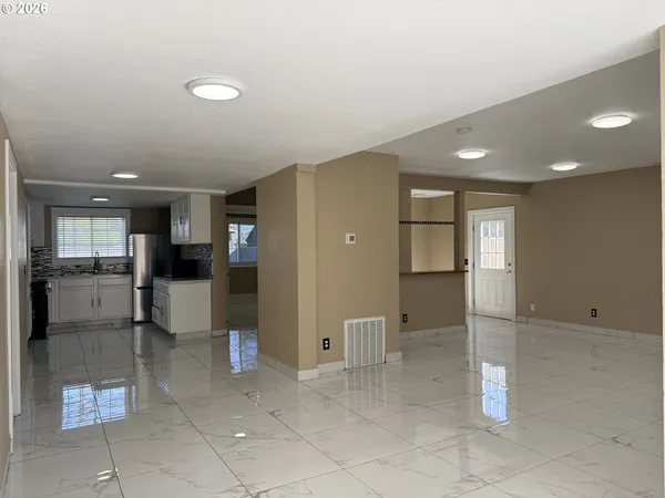 $324,999 | 1750 Northeast North Street, Hermiston, OR 97838