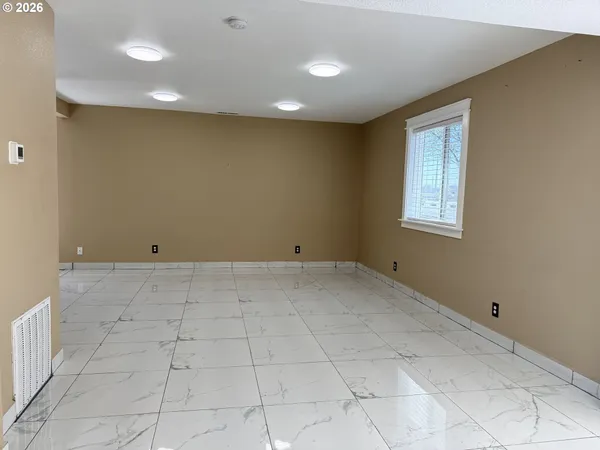 $324,999 | 1750 Northeast North Street, Hermiston, OR 97838