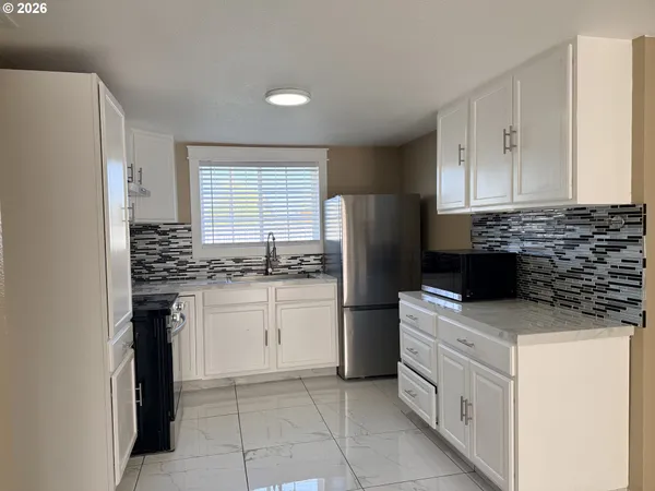 $324,999 | 1750 Northeast North Street, Hermiston, OR 97838
