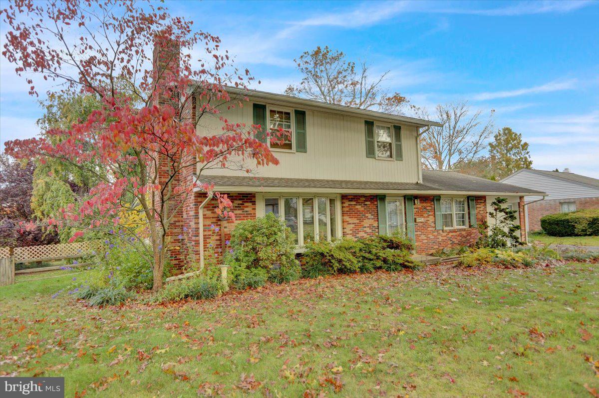 23 Cedarwood Road Reading, PA 19610 - Photo 3 of 42 Gallery Image 3