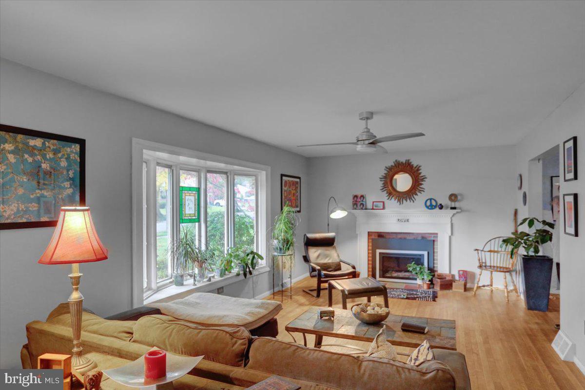 23 Cedarwood Road Reading, PA 19610 - Photo 5 of 42 Gallery Image 5