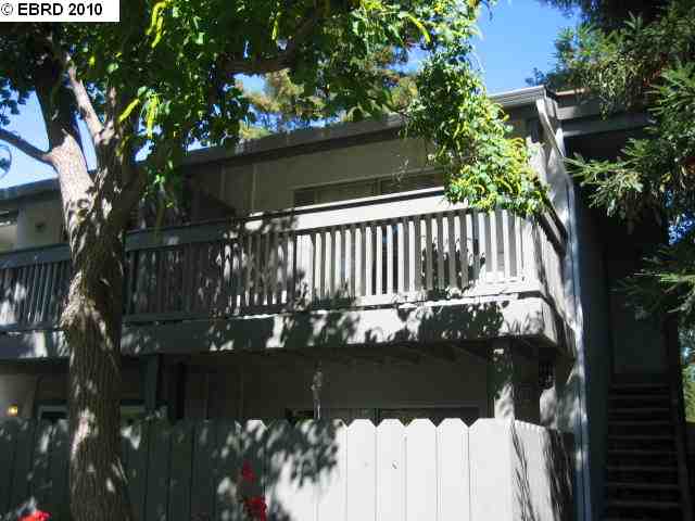 4081 Clayton Road, Unit 223 Concord, CA 94521 - Photo 1 of 1 a view of deck with a garden