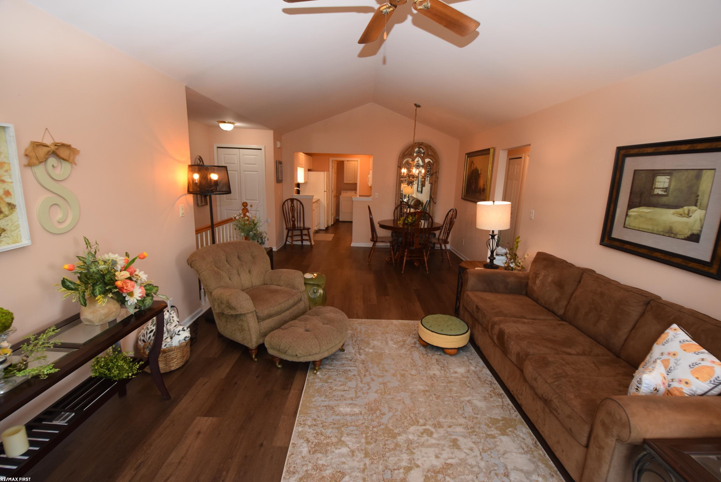 3603 Oakmonte Boulevard Rochester, MI 48306 - Photo 7 of 32