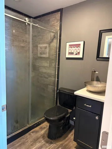 $279,900 | 215 3rd Street, Carmi, IL 62821