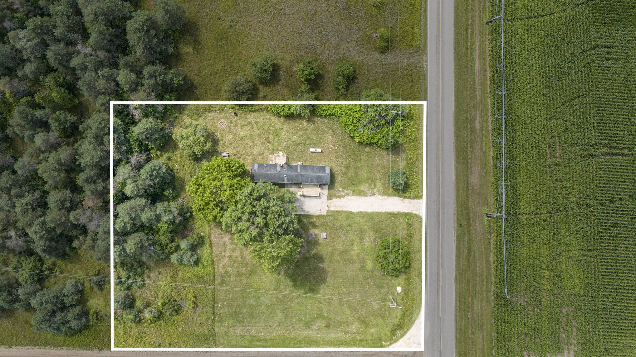 10529 West 16 Road Mesick, MI 49668 - Photo 4 of 29 Gallery Image 4