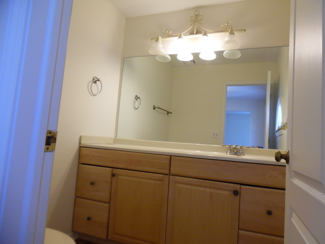 1002 West Main Street Cary, IL 60013 - Photo 11 of 21