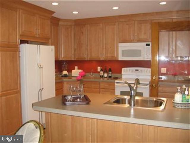 105 Runson Road Camp Hill, PA 17011 - Photo 3 of 12 Gallery Image 3