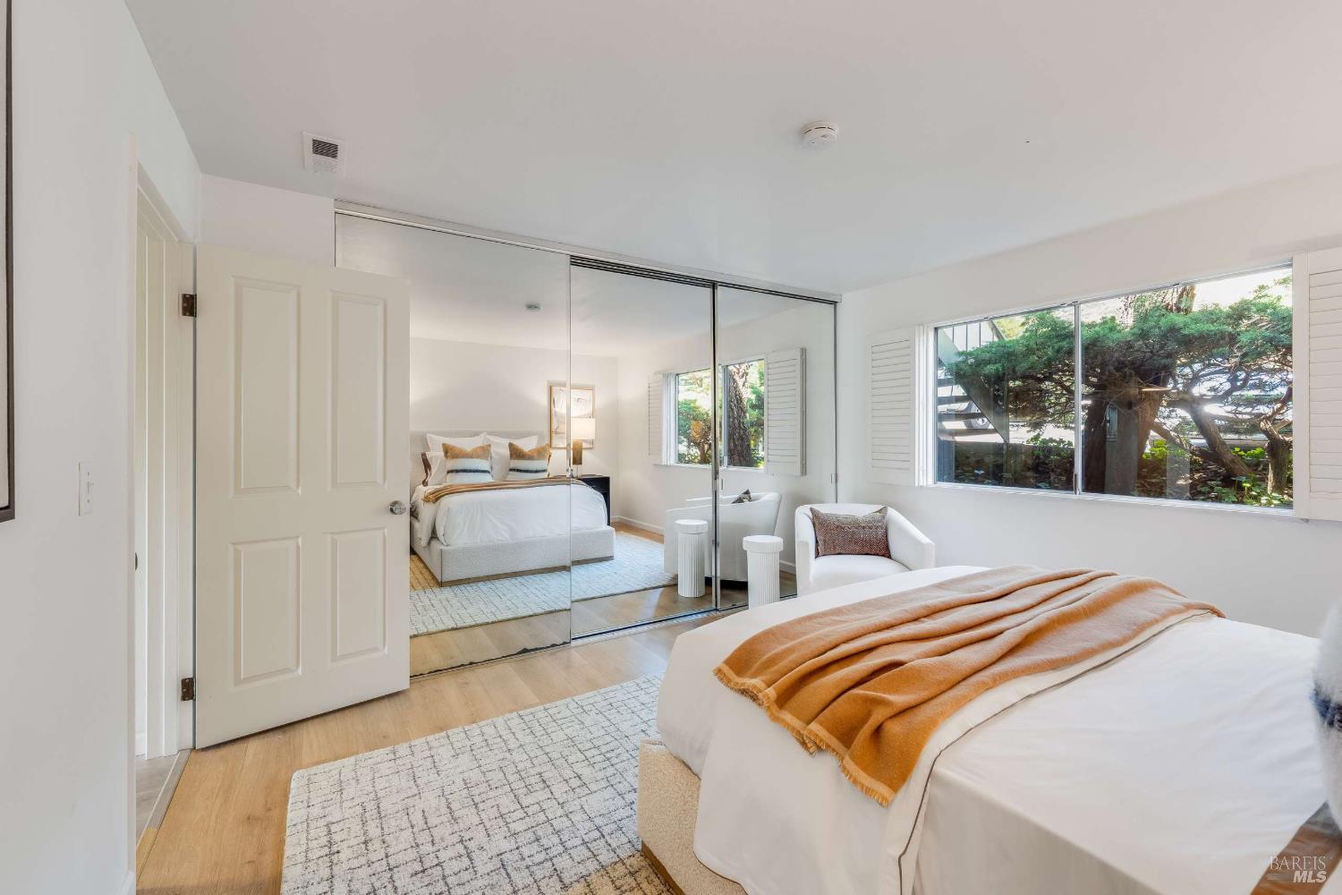 22 Anchorage Road Sausalito, CA 94965 - Photo 17 of 28