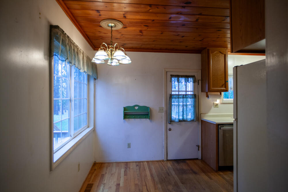 3754 New Hope Road Grants Pass, OR 97527 - Photo 10 of 17 IMG_0057-HDR