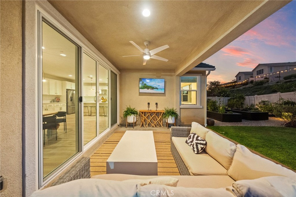 32030 Dayspring Way Temecula, CA 92591 - Photo 9 of 75