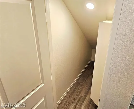 $2,075 | 9455 Calm Stream Avenue, Las Vegas, NV 89178