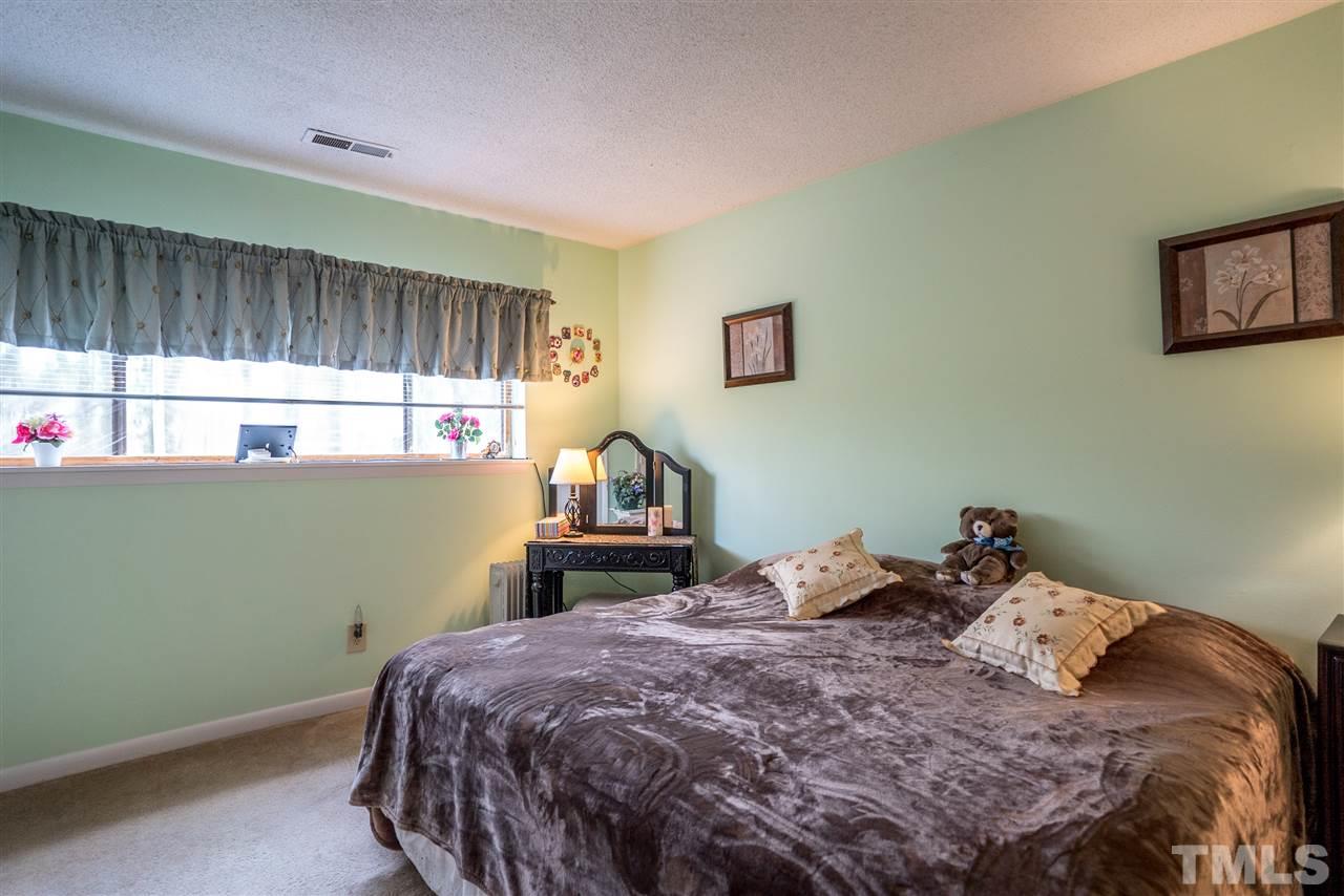 5084 Flint Ridge Place, Unit 5084 Raleigh, NC 27609 - Photo 16 of 20