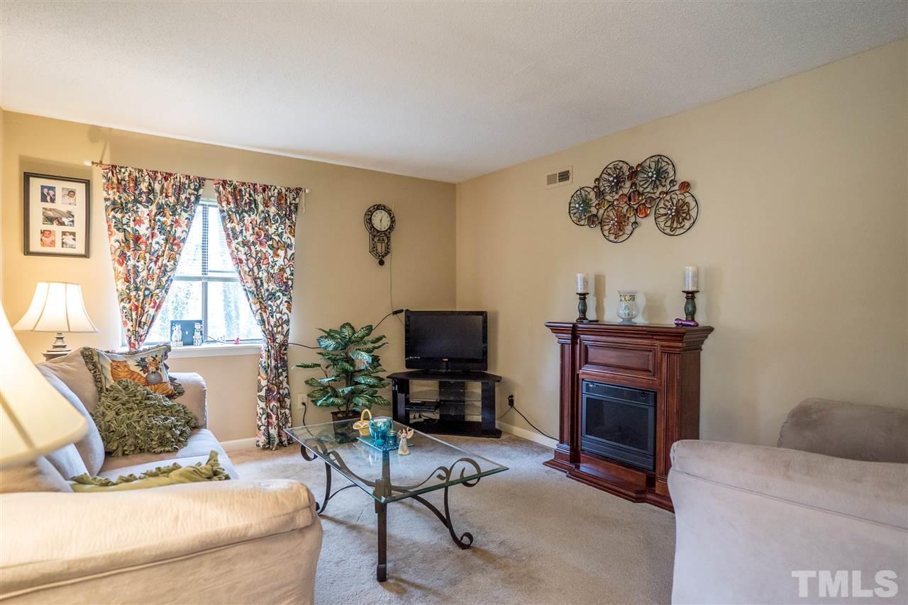 5084 Flint Ridge Place, Unit 5084 Raleigh, NC 27609 - Photo 4 of 20