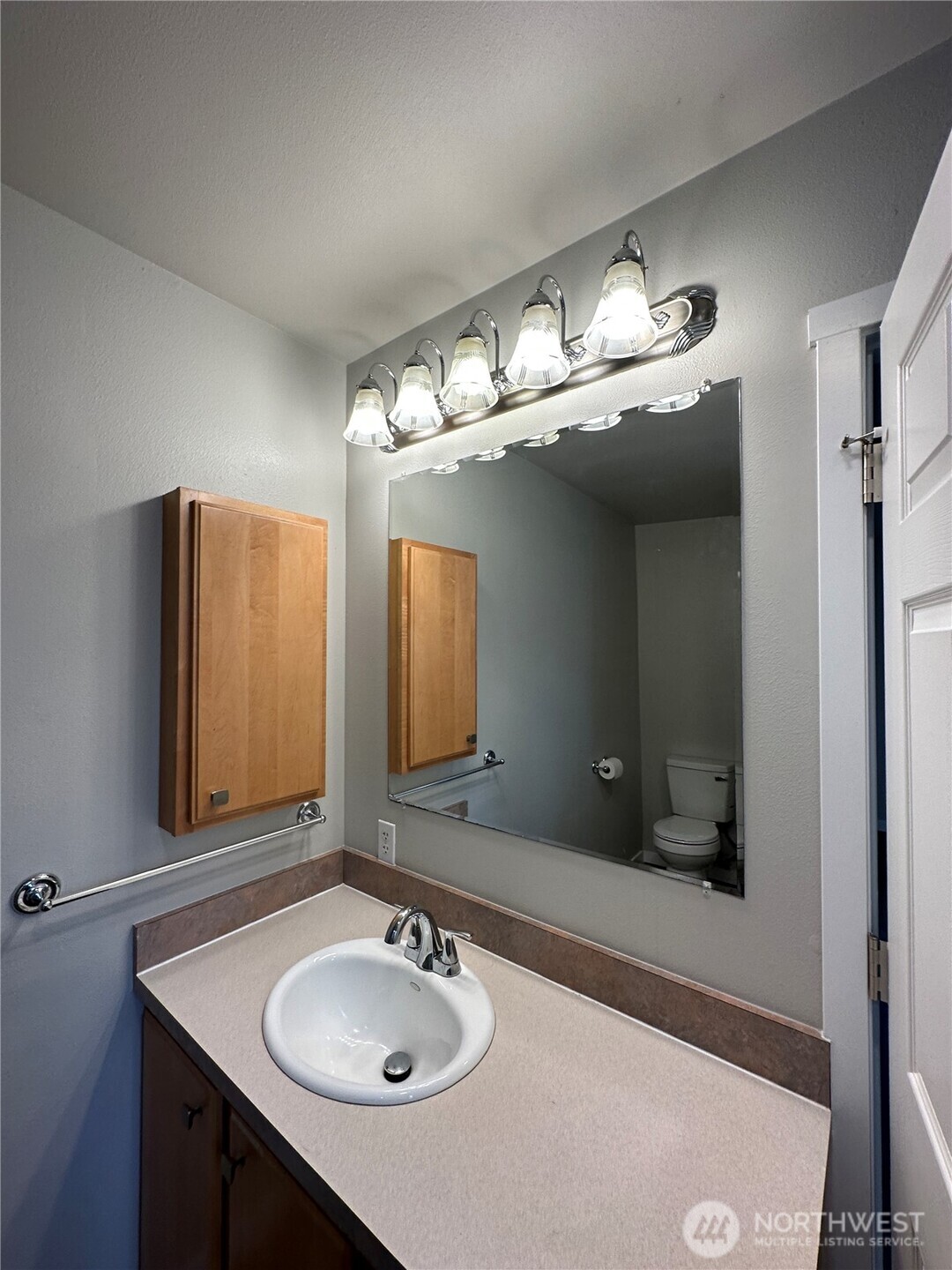 15630 Southeast 116th Street Renton, WA 98059 - Photo 8 of 8