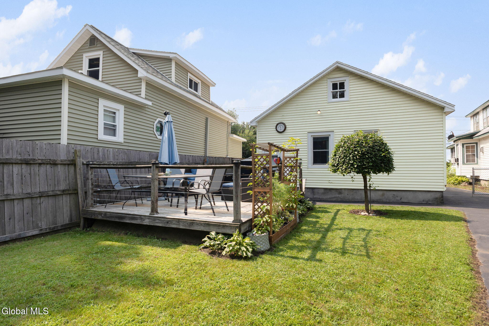 63 Osborne Road Colonie, NY 12205 - Photo 26 of 40 30-63OsborneRd_030