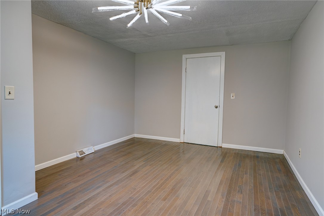 4942 Lear Nagle Road North Ridgeville, OH 44039 - Photo 25 of 37