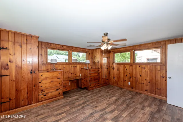 $574,900 | 8121 West Old Highway 73, Townsend, TN 37882