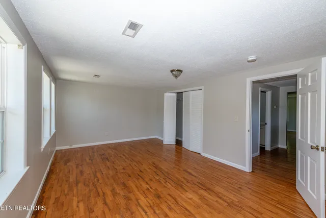 $574,900 | 8121 West Old Highway 73, Townsend, TN 37882