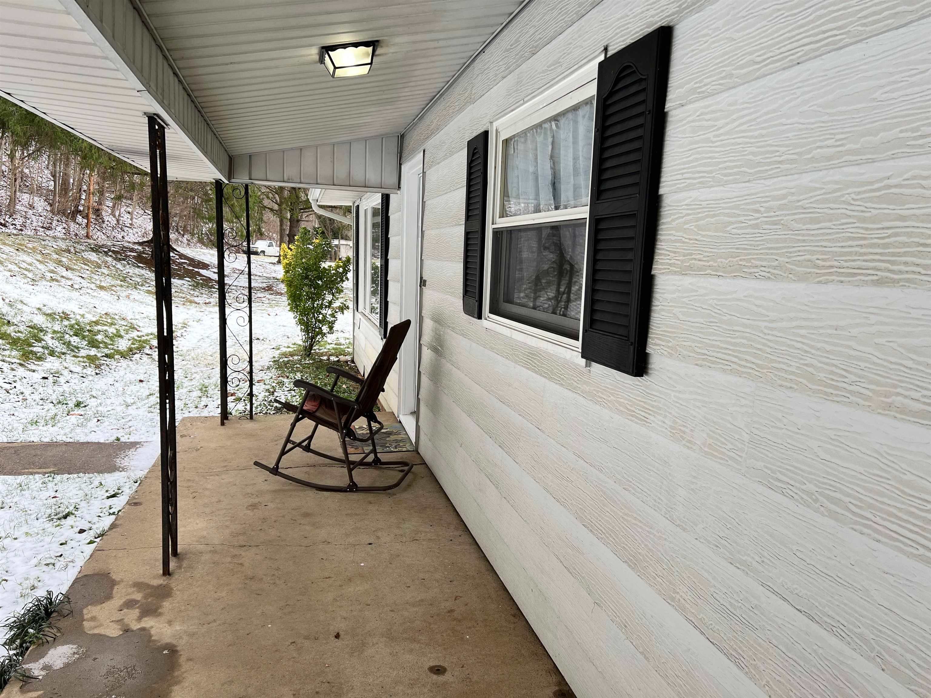 4658 James River Road Huntington, WV 25704 - Photo 16 of 17 Gallery Image 16