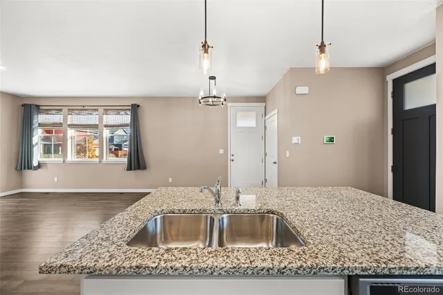 $439,900 | 719 North Quatar Court, Aurora, CO 80018