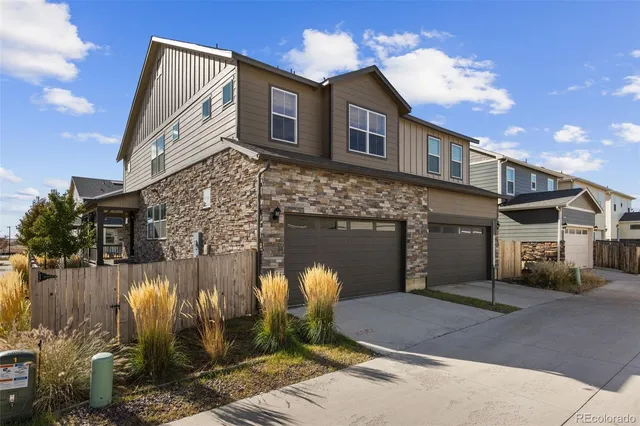 $439,900 | 719 North Quatar Court, Aurora, CO 80018