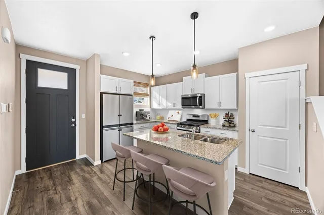 $439,900 | 719 North Quatar Court, Aurora, CO 80018