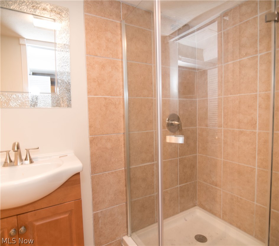 14408 Wheeler Road Maple Heights, OH 44137 - Photo 23 of 30