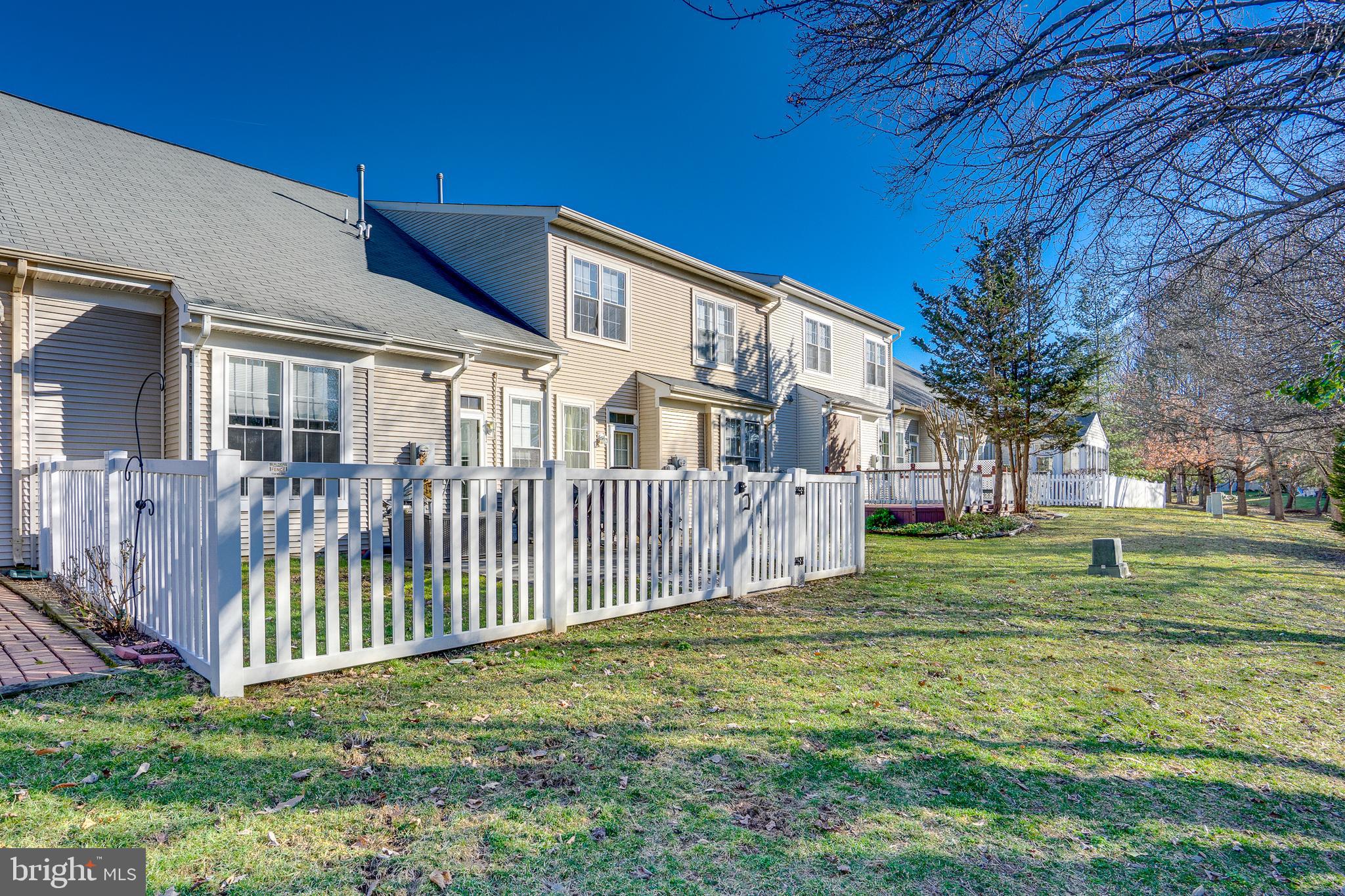 6902 Walnut Hill Drive Gainesville, VA 20155 - Photo 30 of 41 a garden view