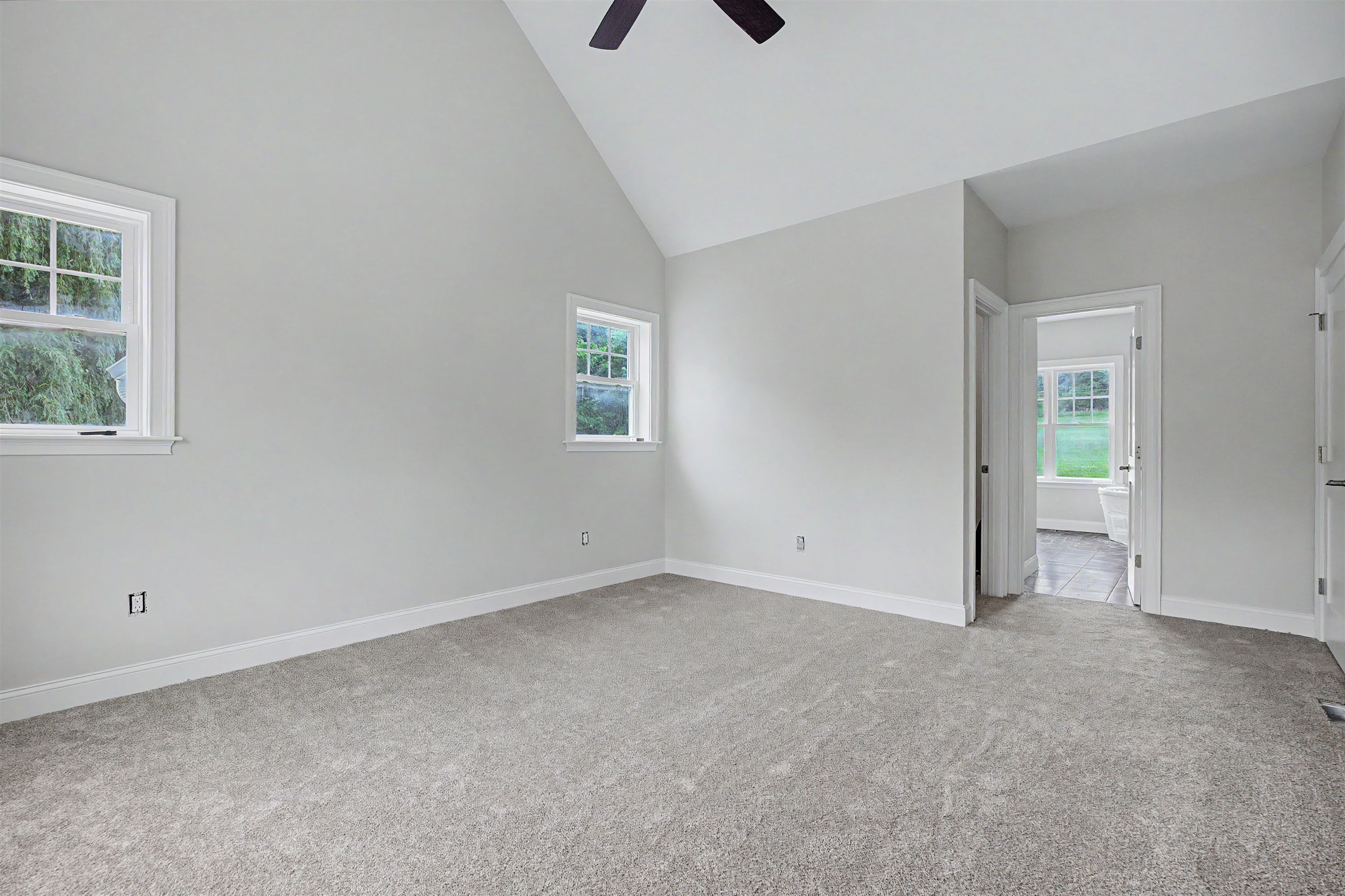 131 Merrimack Street Hooksett, NH 03106 - Photo 14 of 31