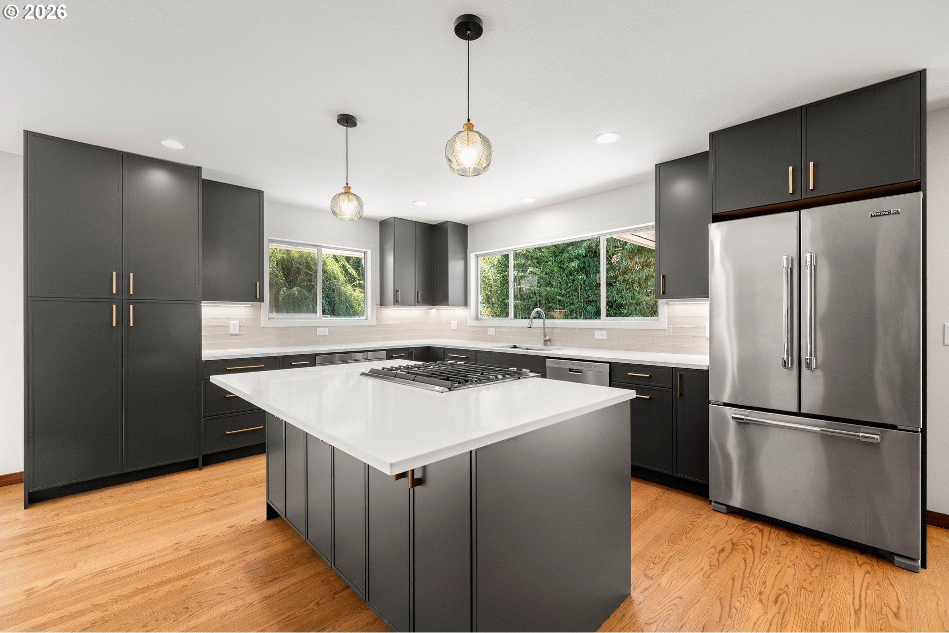 6960 Southwest Raleighwood Lane Portland, OR 97225 - Photo 15 of 44 Gallery Image 15