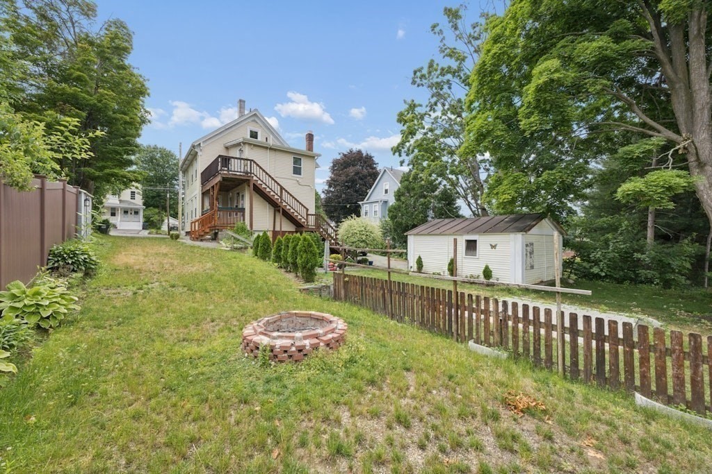 49 Felton Street Hudson, MA 01749 - Photo 37 of 41
