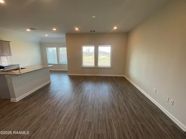 $1,800 | 15819 Olive Grove Drive, Zachary, LA 70791