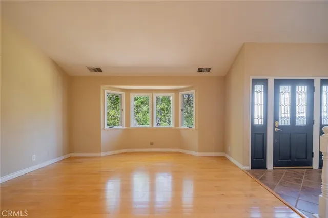 $1,200,000 | 9530 Wheatland Avenue, Shadow Hills, CA 91040