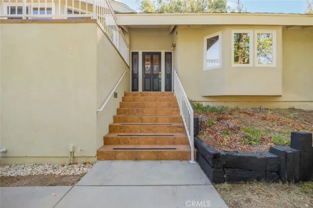 $1,200,000 | 9530 Wheatland Avenue, Shadow Hills, CA 91040