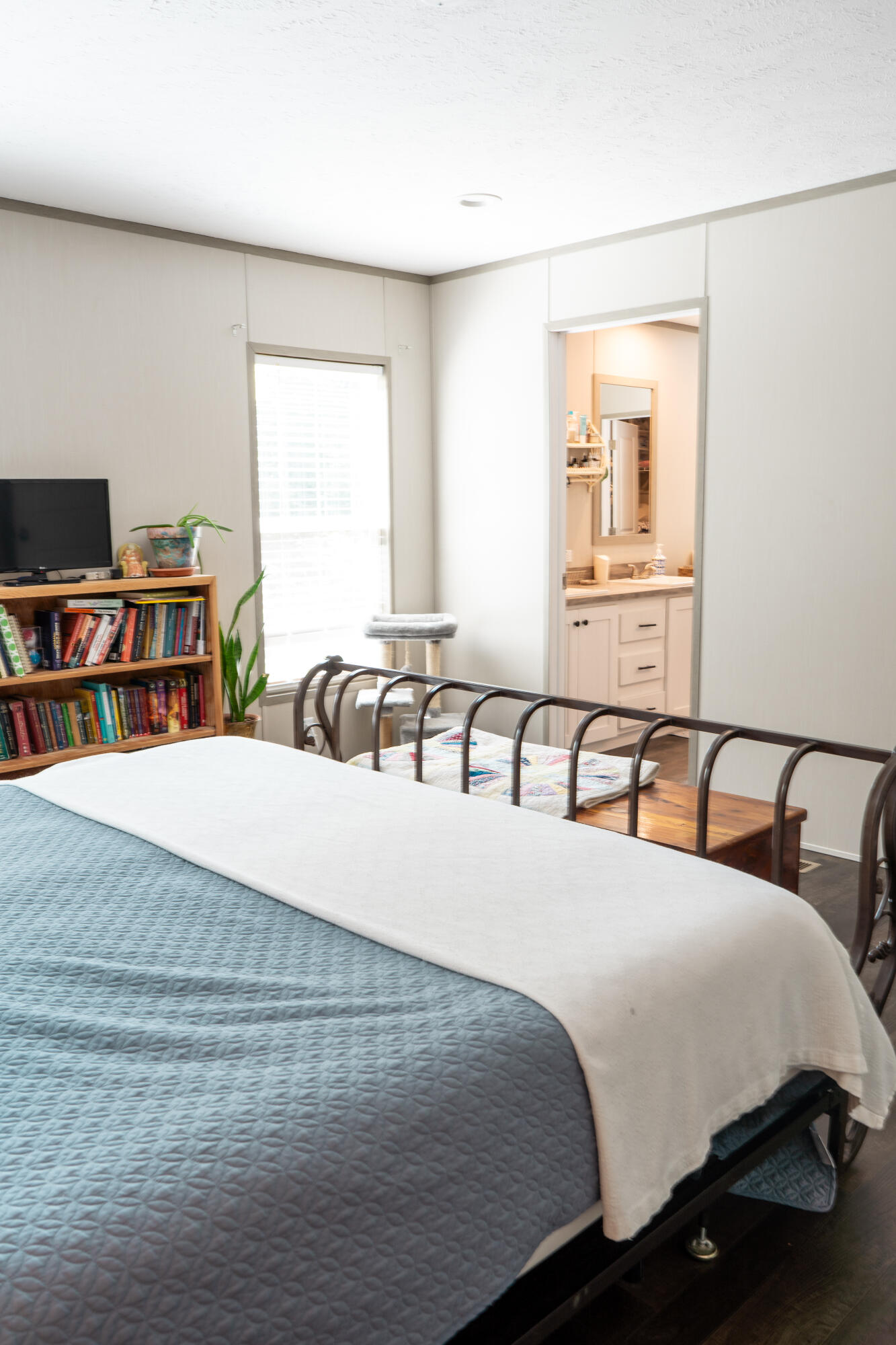 1719 Deerhead Road Dunlap, TN 37327 - Photo 16 of 24 Master Suite