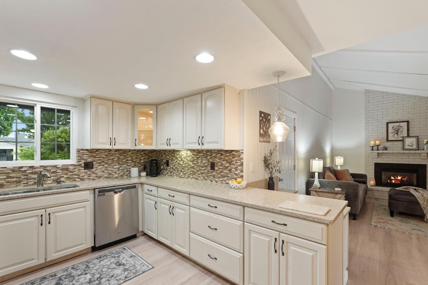 108 Ridge Drive Lodi, CA 95240 - Photo 13 of 42