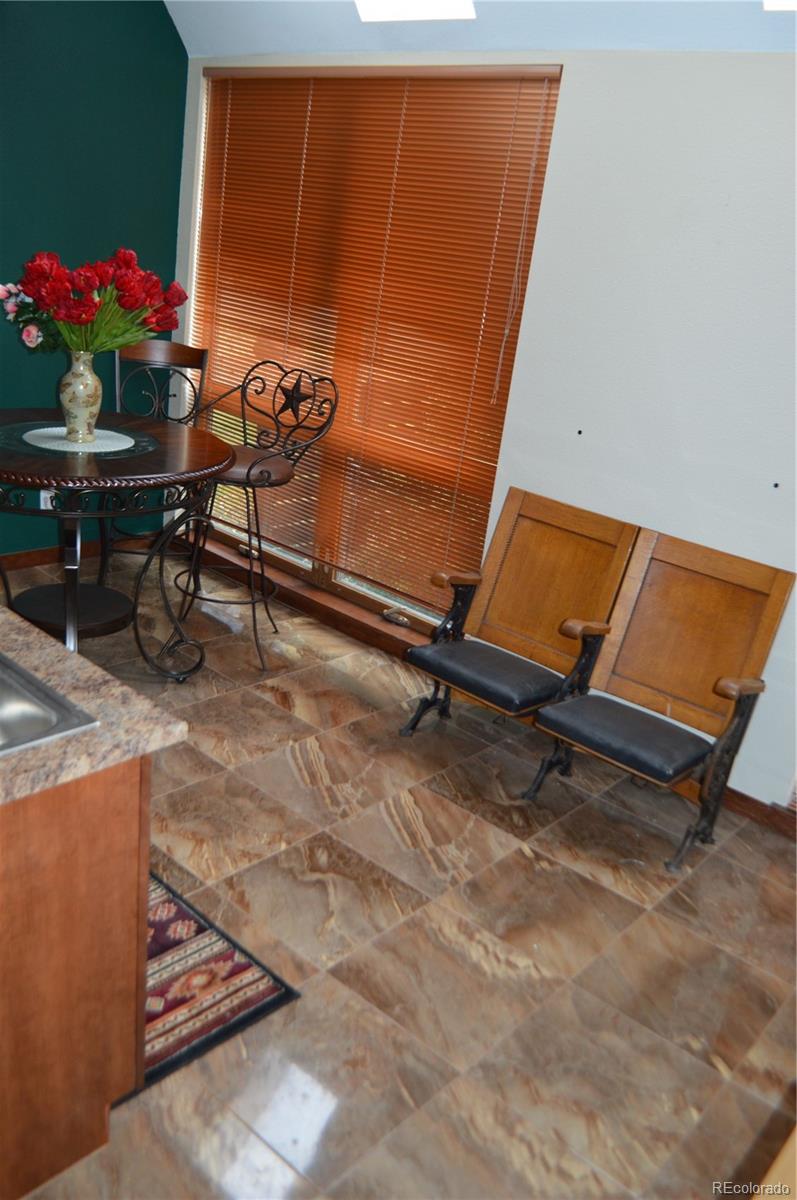 15985 Ridge Tee Drive Morrison, CO 80465 - Photo 8 of 21 Gallery Image 8