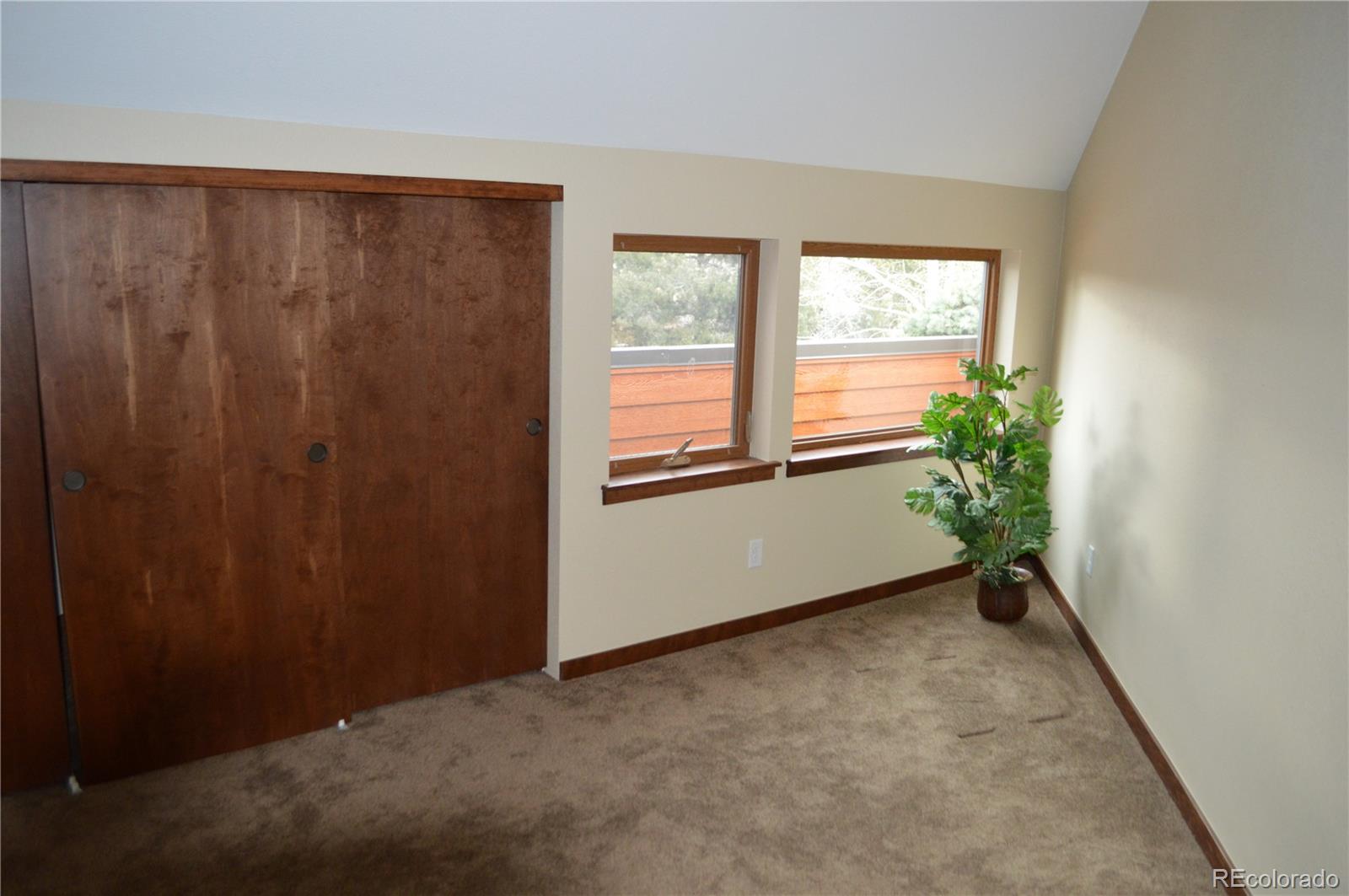 15985 Ridge Tee Drive Morrison, CO 80465 - Photo 10 of 21 Gallery Image 10