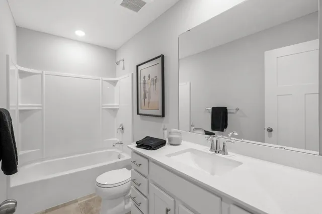 $2,995 | 9365 4th St Lane North, Lake Elmo, MN 55042