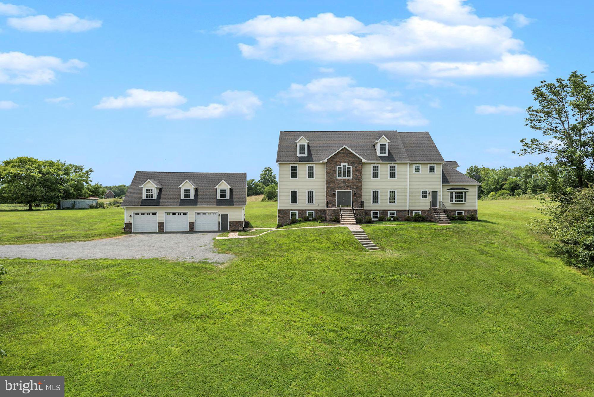 39991 Braddock Road Aldie, VA 20105 - Photo 1 of 30 Exterior (Front)