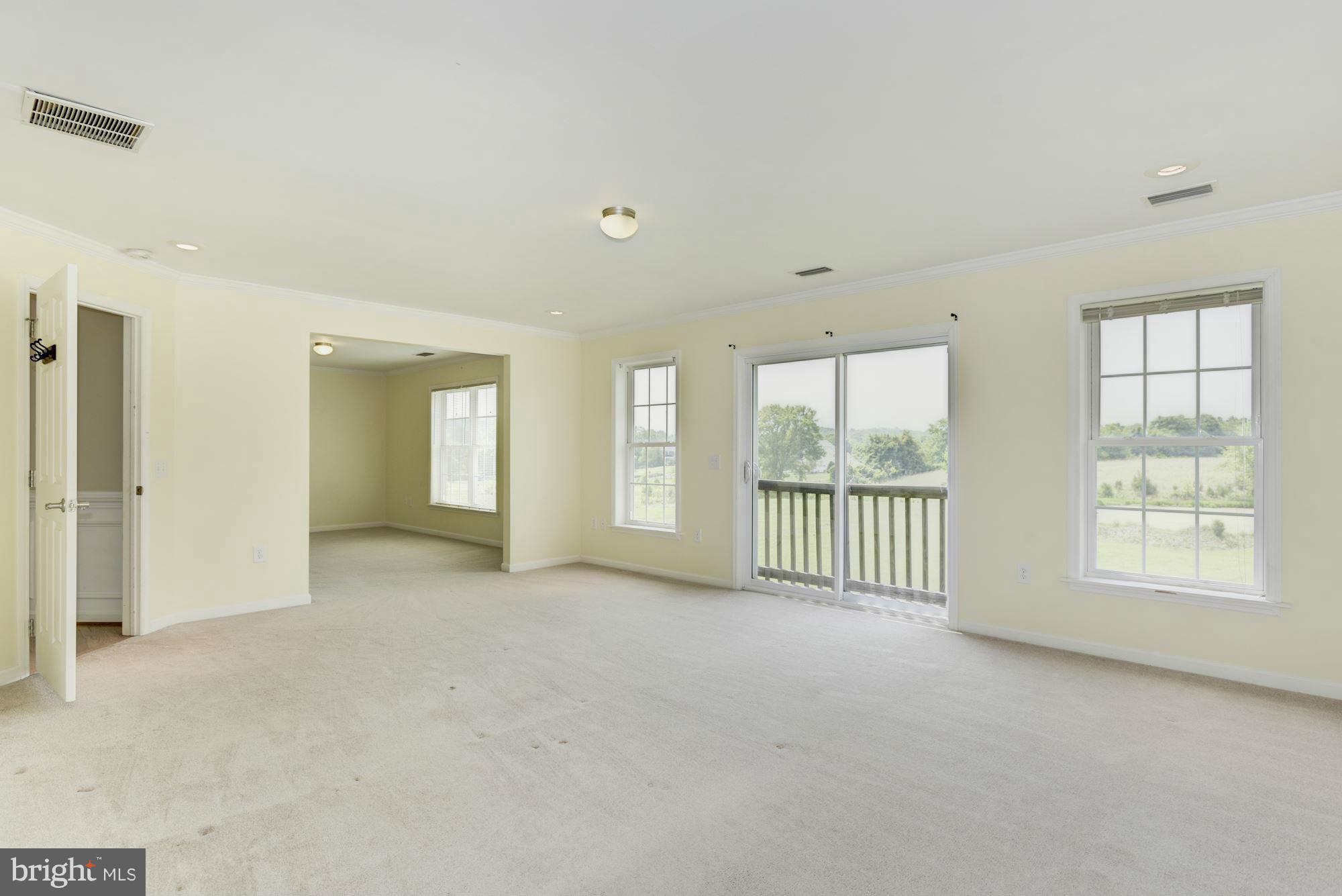 39991 Braddock Road Aldie, VA 20105 - Photo 17 of 30 Bedroom (Master) with Sitting RM