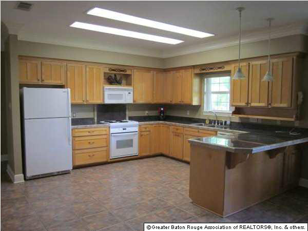 16931 Tiger Bend Road Baton Rouge, LA 70817 - Photo 6 of 12 Gallery Image 6