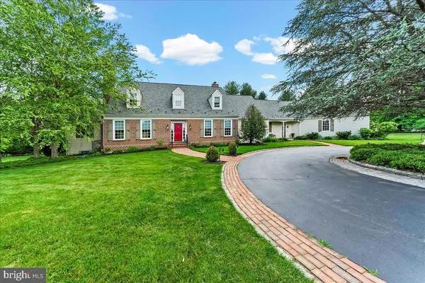 $1,690,000 | 7 Bolingbroke Road, West Chester, PA 19382